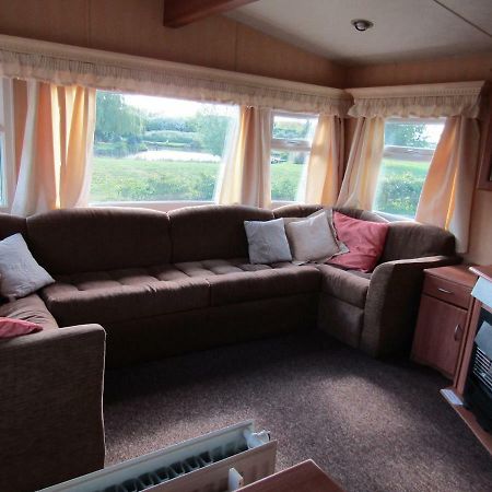 Fenlake Holiday Accommodation Metheringham 外观 照片